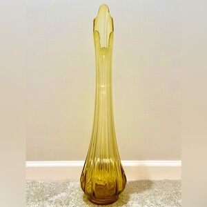 RARE MCM Vintage L.E. Smith Ribbed Amber Glass Swung Vase 29” tall Jumbo